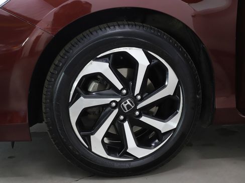 Used 2016 Honda Accord EX-L image 30