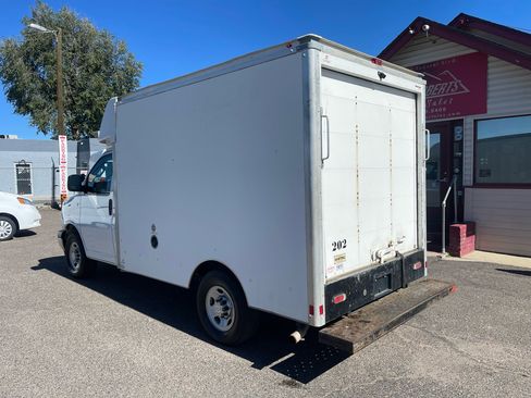 Used 2020 Chevrolet Express 3500 w/ Power Convenience Package image 7