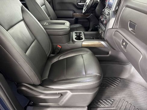 Used 2020 Chevrolet Silverado 1500 RST w/ All-Star Edition image 9