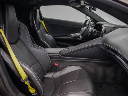Used 2020 Chevrolet Corvette Stingray Coupe w/ 1LT RWD image 20