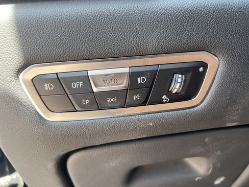Used 2019 BMW X5 xDrive40i w/ Convenience Package AWD/4WD image 38