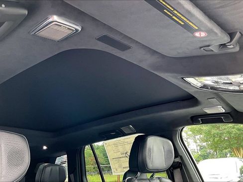 Used 2026 Cadillac Vistiq Platinum w/ LPO, Floor Liner Package AWD/4WD image 28