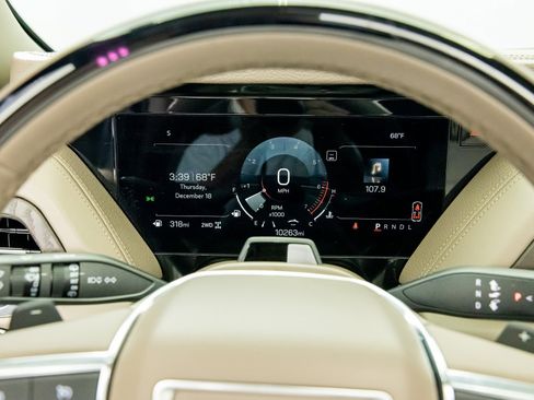 Used 2025 GMC Yukon Denali w/ Denali Reserve Package image 46