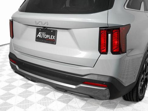 Used 2025 Kia Sorento EX image 34