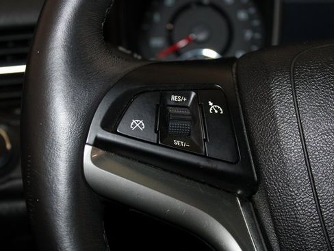 Used 2016 Chevrolet Malibu LTZ image 17