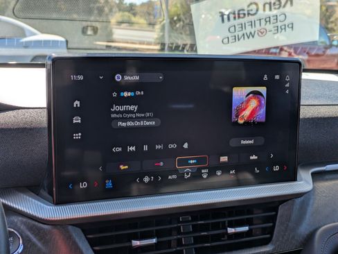 Used 2025 Ford Explorer Platinum w/ LUX Leather Package image 22