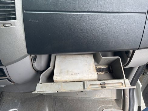 Used 2016 Mercedes-Benz Sprinter 144 Cargo image 32