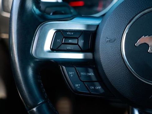 Used 2019 Ford Mustang Premium image 27