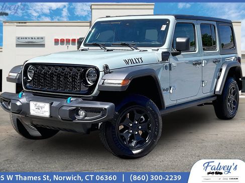 Used 2024 Jeep Wrangler Unlimited AWD/4WD image 1