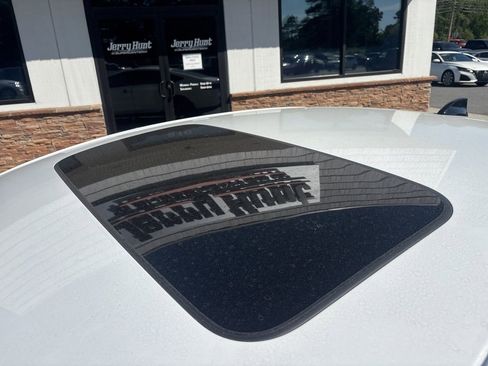 Used 2025 Honda Accord SE image 12