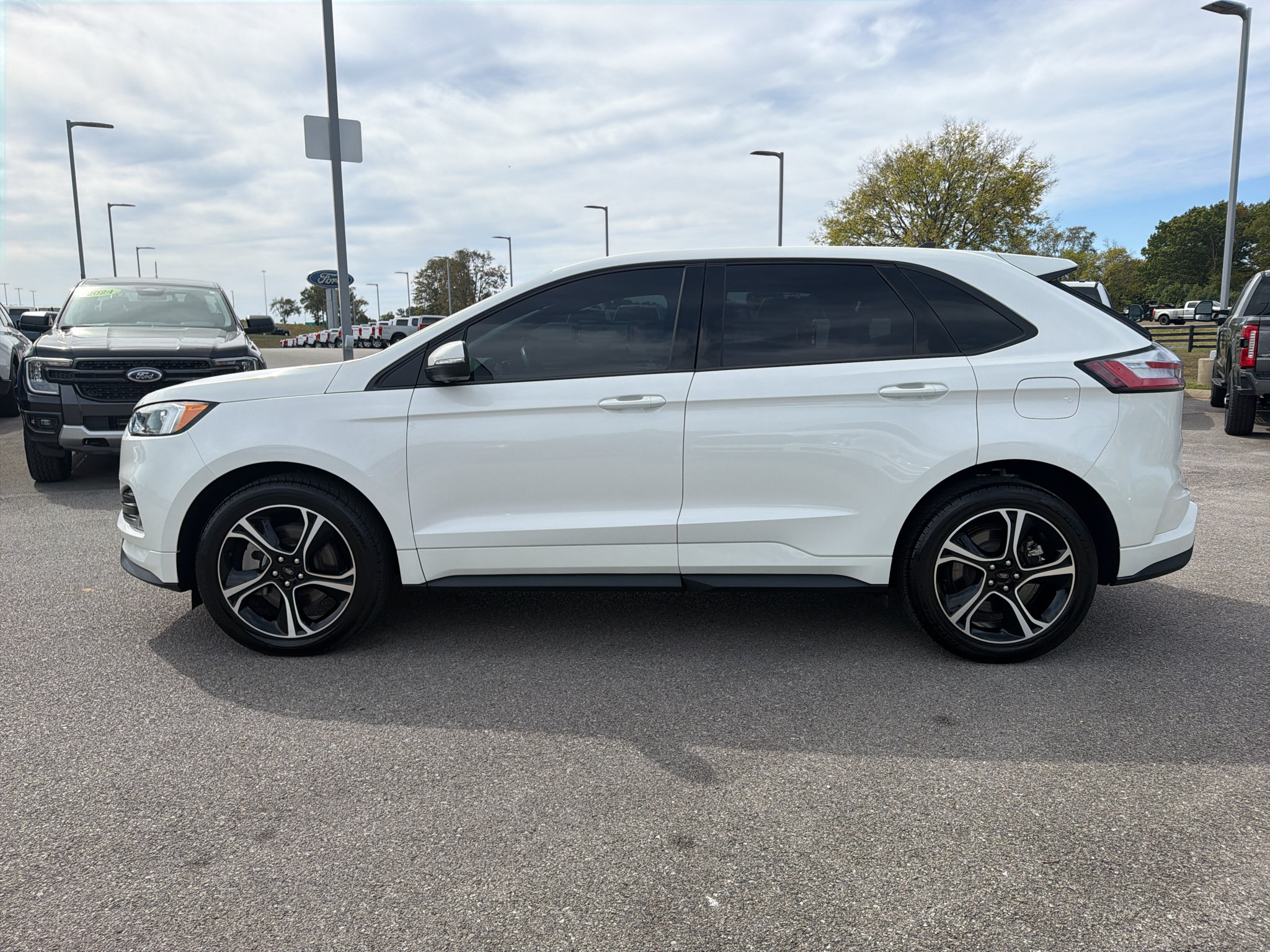 Certified 2023 Ford Edge ST AWD/4WD image 8