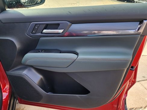 New 2026 GMC Terrain AT4 w/ Convenience Package III image 38