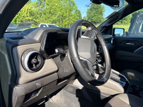 Used 2023 Chevrolet Colorado ZR2 w/ ZR2 Convenience Package III AWD/4WD image 8
