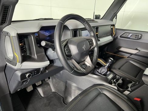 Used 2023 Ford Bronco Badlands image 21