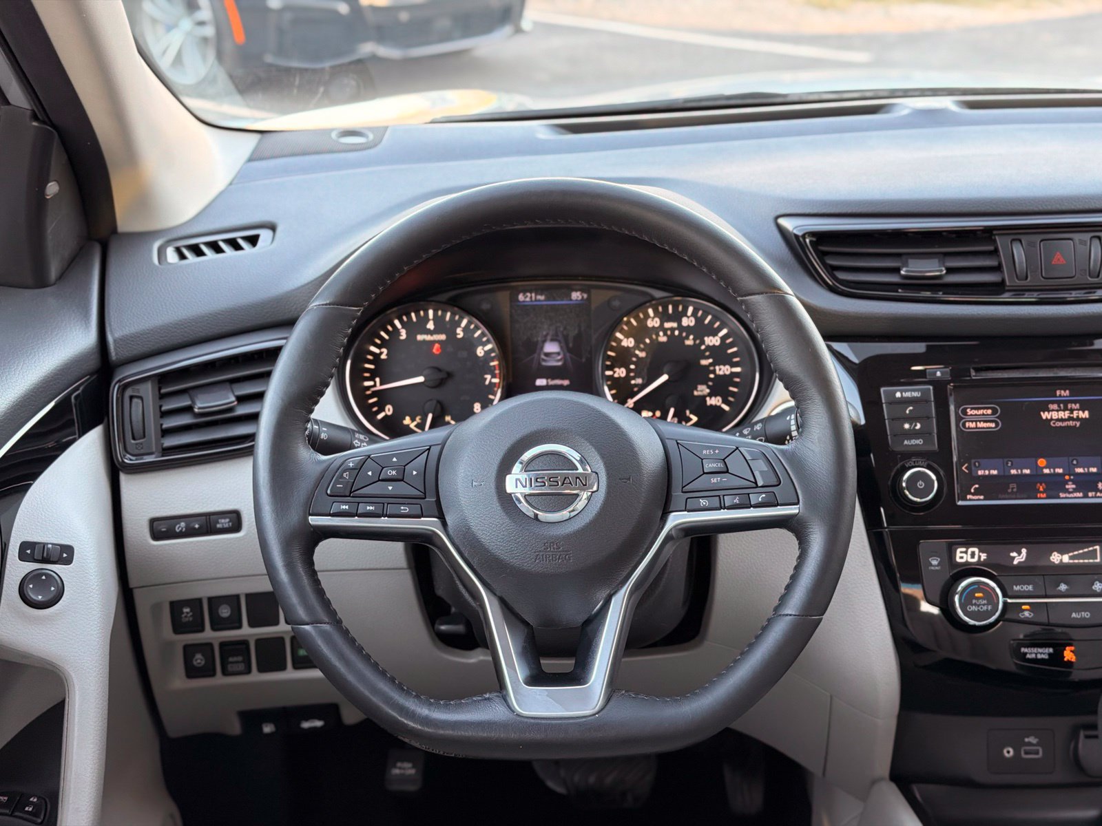 Used 2019 Nissan Rogue Sport SV w/ All-Weather Package AWD/4WD image 31