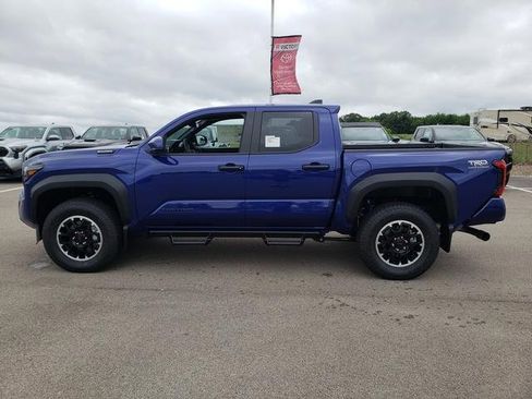 New 2025 Toyota Tacoma TRD Off-Road image 8
