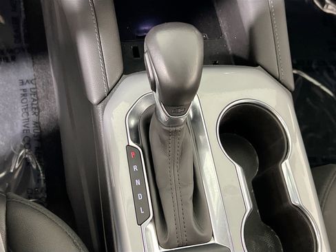 Used 2022 Chevrolet Blazer LT w/ Midnight/Sport Edition image 16