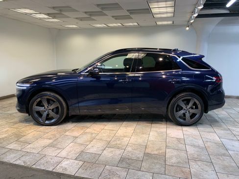 Used 2023 Genesis GV70 3.5T Sport w/ Sport Prestige Package AWD/4WD image 6