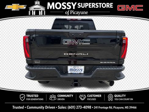 Used 2026 GMC Sierra 2500 Denali Ultimate AWD/4WD image 4