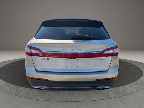 Used 2017 Lincoln MKX Reserve w/ Lincoln MKX Climate Package AWD/4WD image 6
