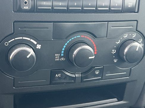 Used 2006 Dodge Charger SE image 16