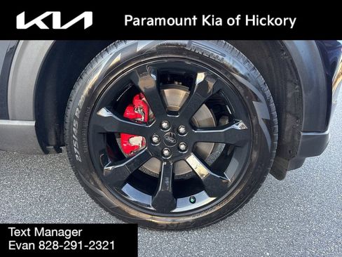 Used 2024 Ford Explorer ST w/ Equipment Group 401A image 9