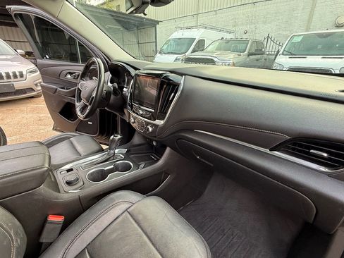 Used 2019 Chevrolet Traverse Premier w/ Redline Edition image 18