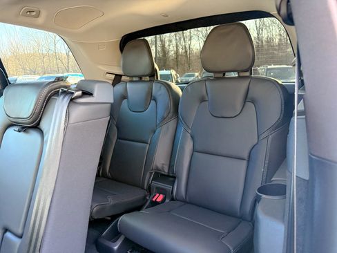 Used 2025 Volvo XC90 T8 Ultra w/ Protection Package image 21
