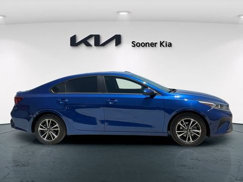 Used 2024 Kia Forte LXS FWD image 7