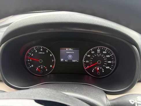 Used 2021 Kia Sportage EX FWD image 11
