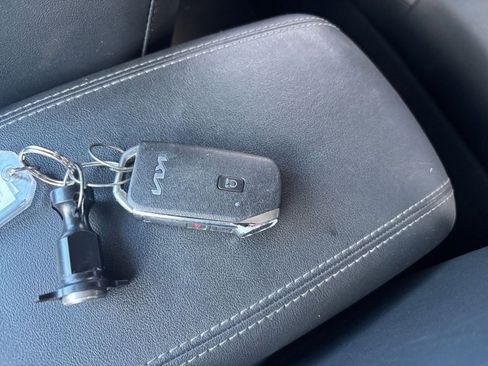 Used 2025 Kia Seltos S image 25