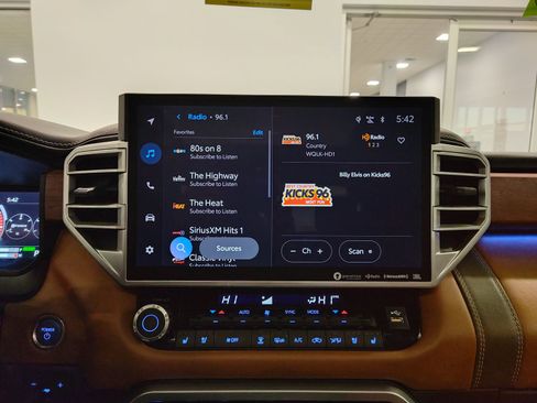 Used 2024 Toyota Tundra 1794 Edition image 29