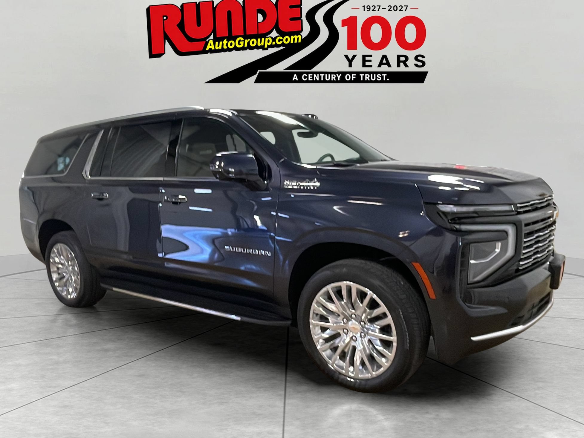 Used 2025 Chevrolet Suburban High Country w/ Sun And Tow Package AWD/4WD image 8