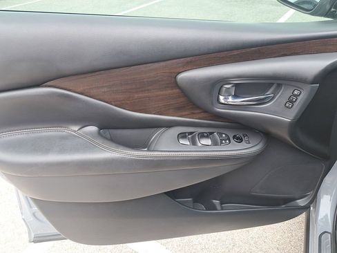 Used 2021 Nissan Murano Platinum w/ Cargo Package image 14