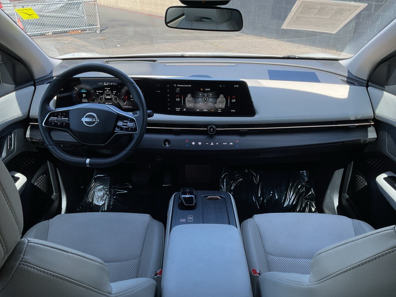 Used 2023 Nissan Ariya FWD image 17