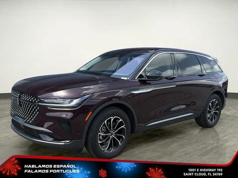 Used 2024 Lincoln Nautilus Premier w/ Equipment Group 102A AWD/4WD image 2