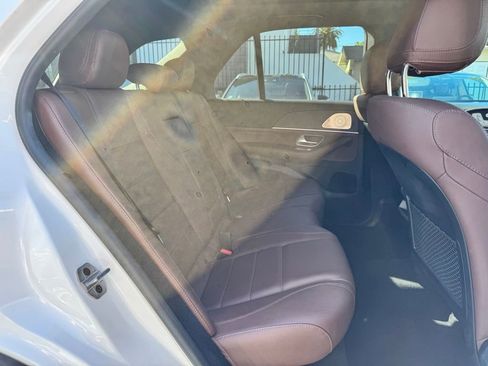 Used 2024 Mercedes-Benz GLE 350 4MATIC image 25