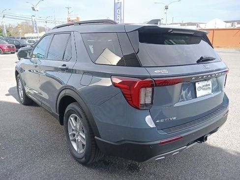 New 2026 Ford Explorer Active w/ Active Comfort Package RWD image 5