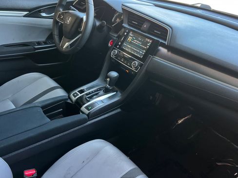 Used 2016 Honda Civic EX-T image 17