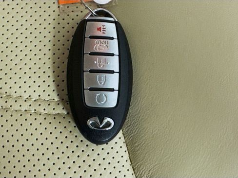 Used 2017 INFINITI QX60 FWD w/ Premium Plus Package image 39