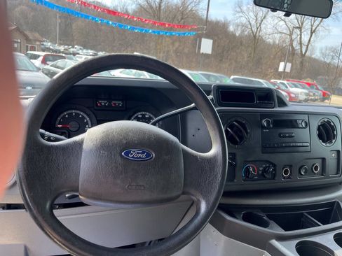 Used 2013 Ford E-250 and Econoline 250 RWD image 15