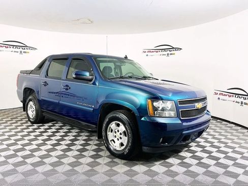 Used 2007 Chevrolet Avalanche LT image 1