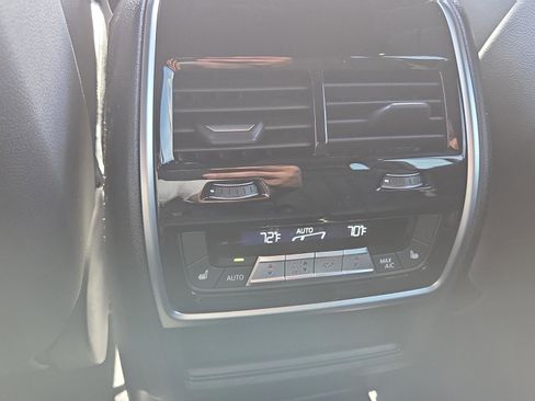 New 2026 BMW X7 xDrive40i w/ M Sport Package AWD/4WD image 36