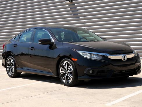 Used 2017 Honda Civic EX-L image 1