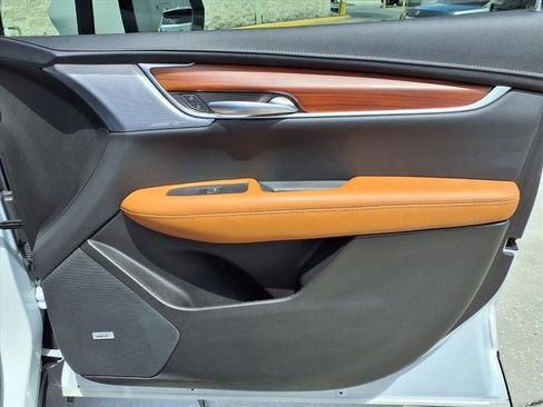Used 2024 Cadillac XT5 Premium Luxury FWD image 11