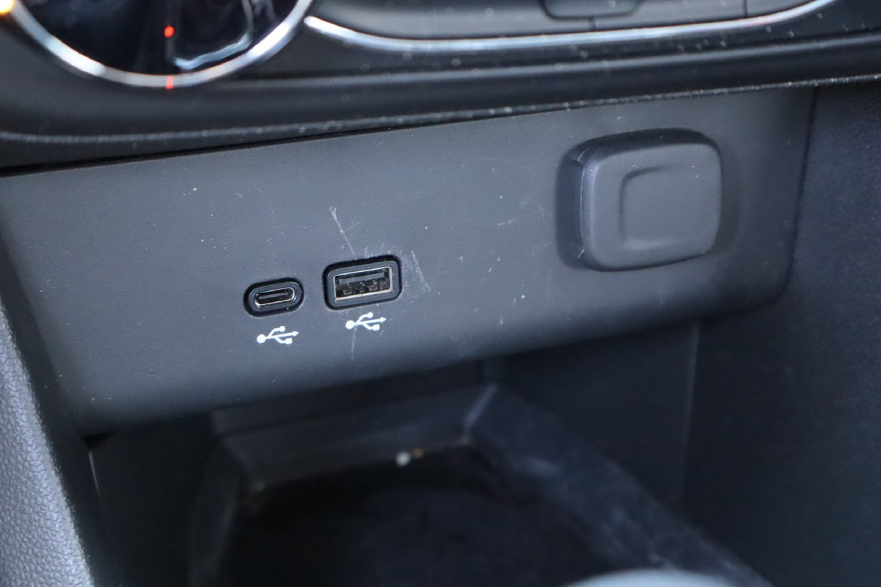 Used 2024 Buick Encore GX Preferred FWD image 24