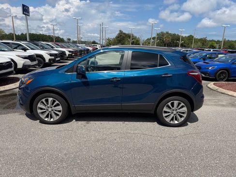 Used 2020 Buick Encore Preferred w/ Safety Package FWD image 11