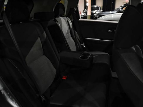 Used 2022 Nissan Rogue SV FWD image 32