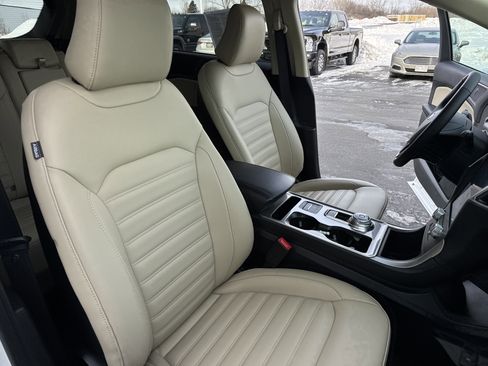 Used 2024 Ford Edge SEL image 27