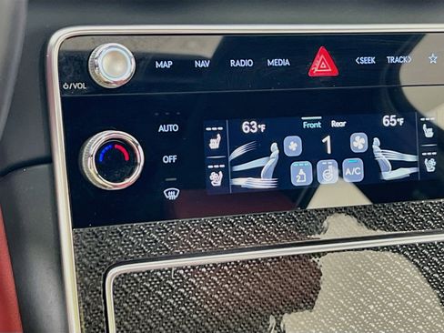 Used 2025 Genesis GV80 3.5T e-SC AWD/4WD image 20